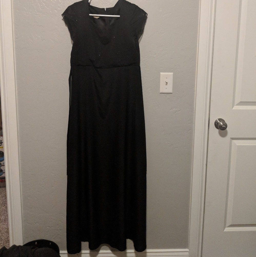 Preformance floor length black dress